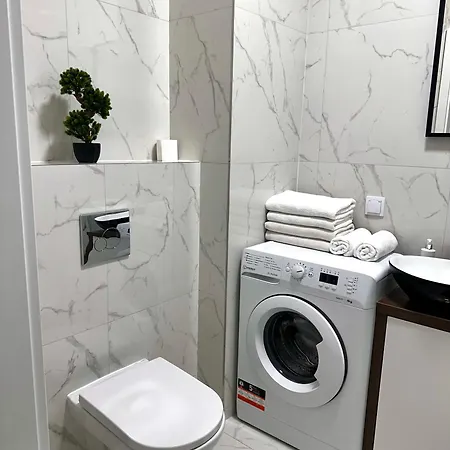 A106 By Real Apartman Varsó